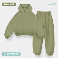 Duks sa kapuljačom oversize i donji deo oversize - muški ( tanji materijal ) Duks sa kapuljačom oversize i donji deo oversize - muški ( tanji materijal )